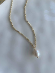 Gold pearl chain