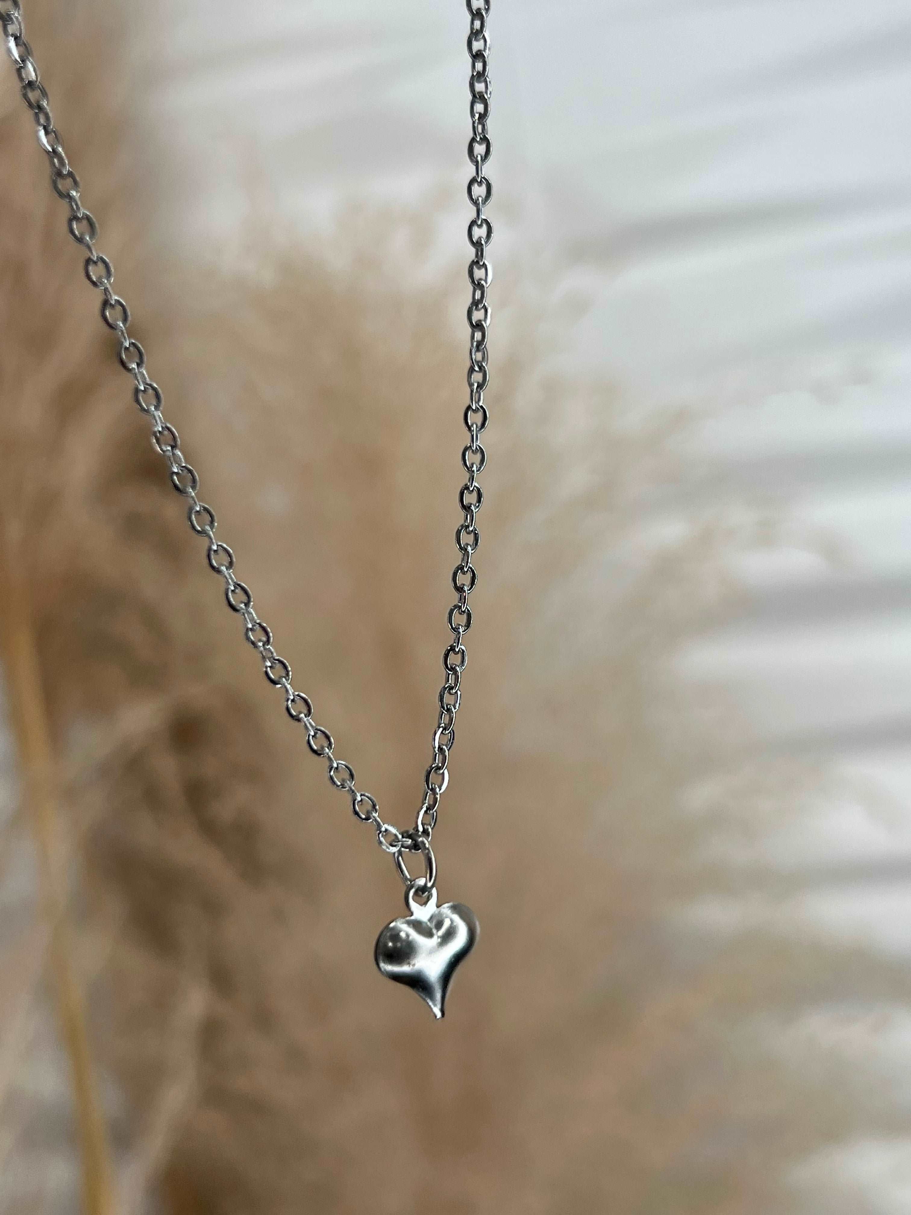 Small heart chain