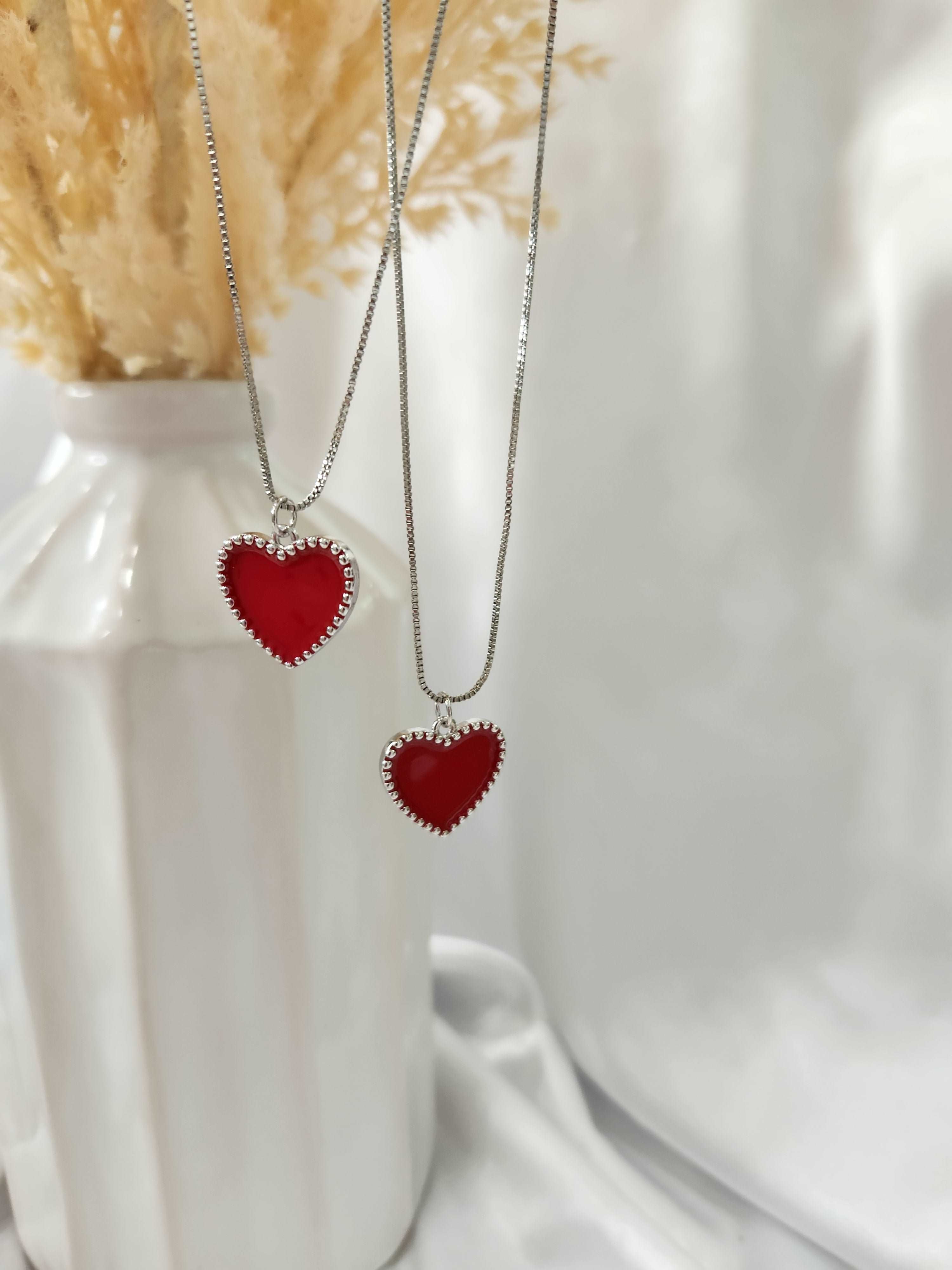 Red Heart Chain